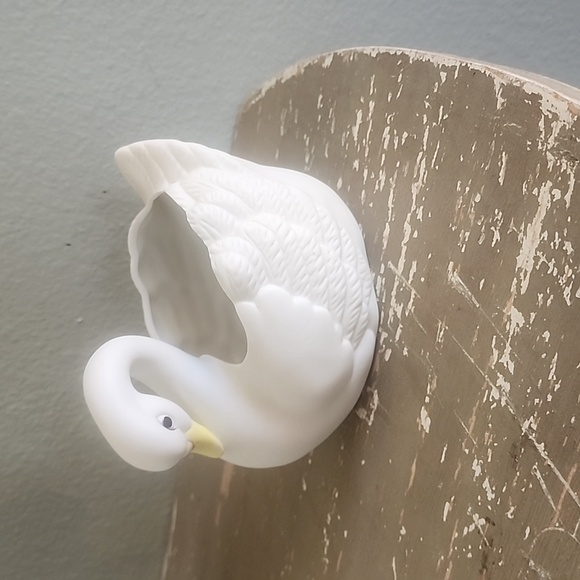 Vintage Homco Swan planters figurine - Picture 3 of 7